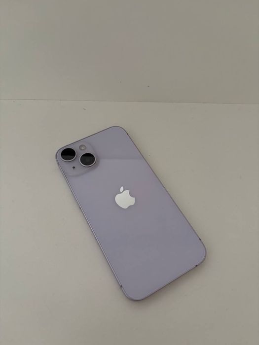 Продам Iphone 14