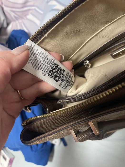 Чанта на guess, неразличима от нова