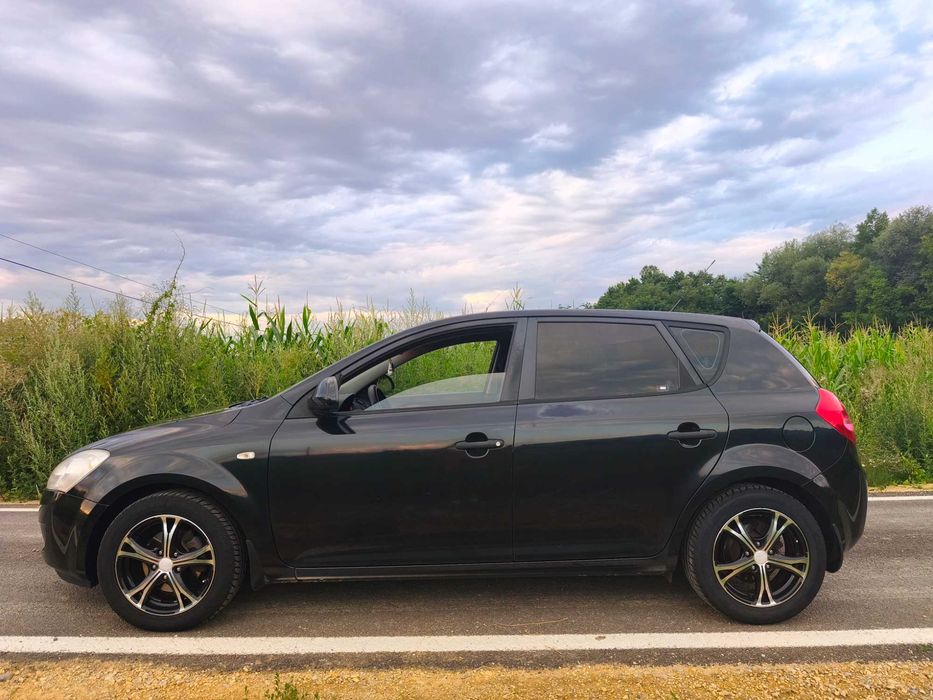 KIA ceed 1.4 benzină