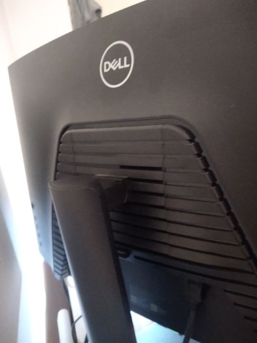 Monitor Gaming Dell 27" 144hz Curbat