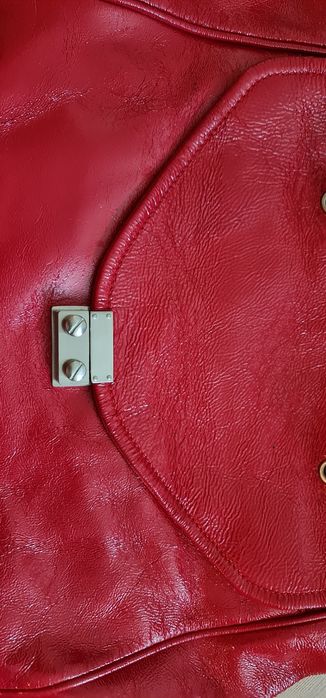 Кокетна чанта от естествена кожа