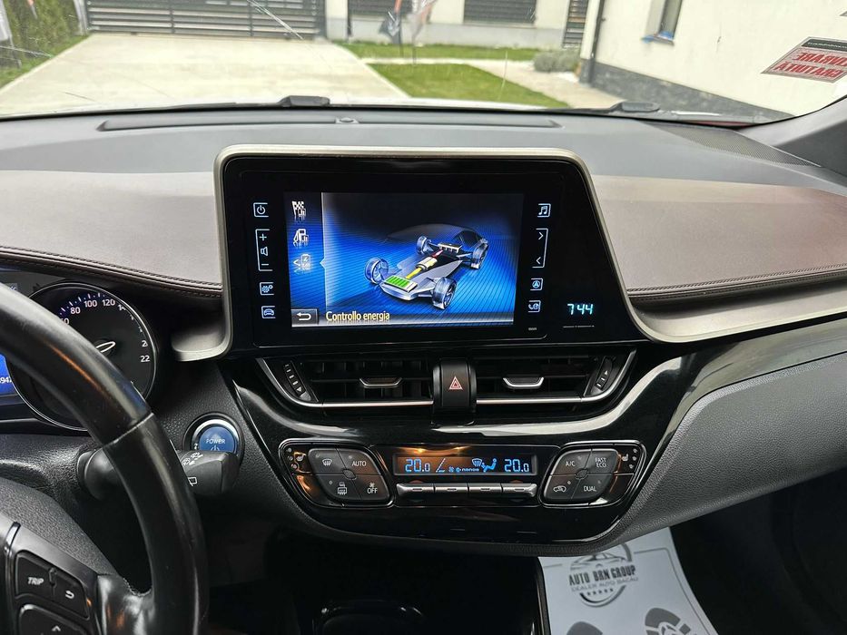 TOYOTA C_HR LOUNG AN 2017  1.8 benzina hybrid Rate Garantie  TVA DEDUC