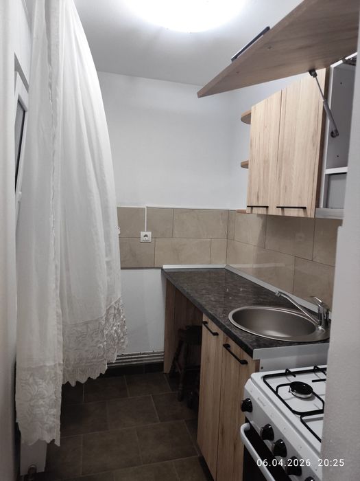 Garsoniera de inchiriat