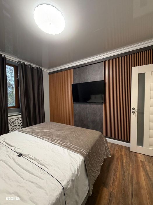 Apartament cu 3 camere, situat la etajul 3, în zona ultracentrală