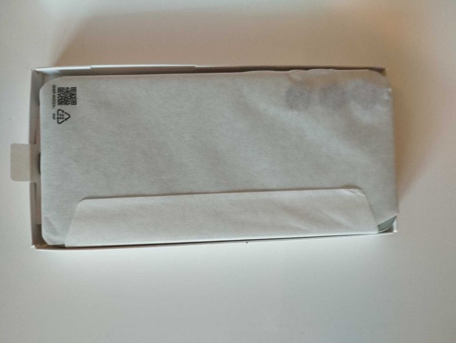 Продавам телефон