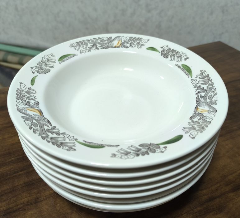 Глубокие большие тарелки НОВЫЕ