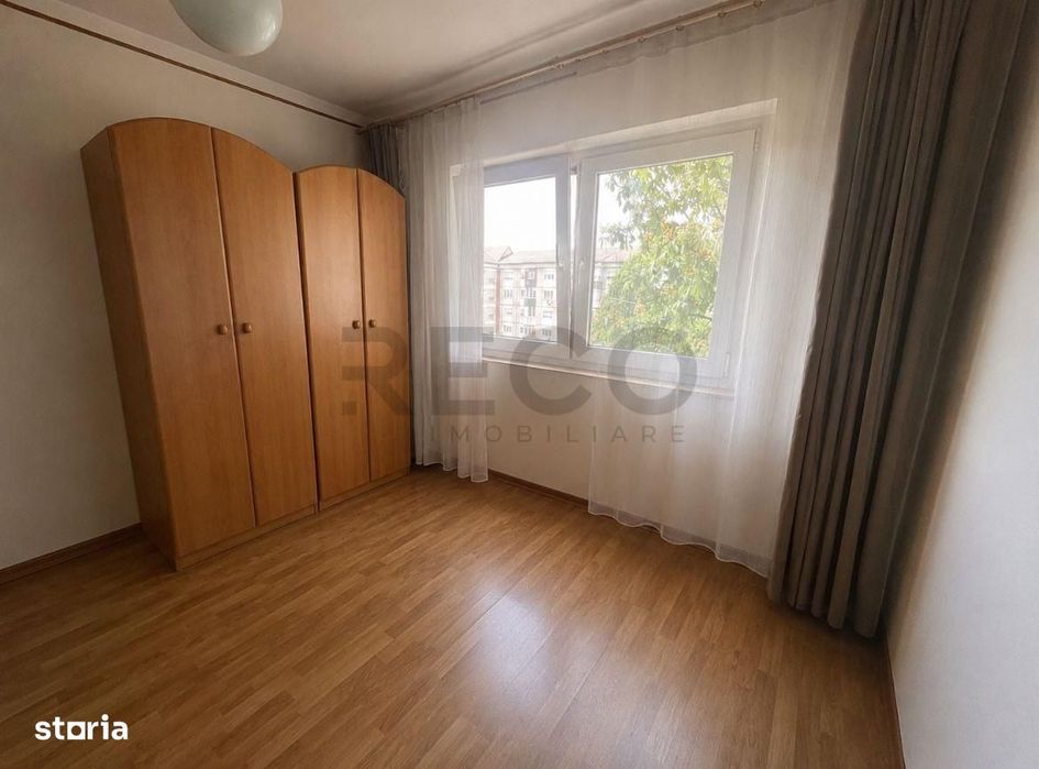 RECO Apartament cu 3 camere, decomandat -etaj 3-Nufarul