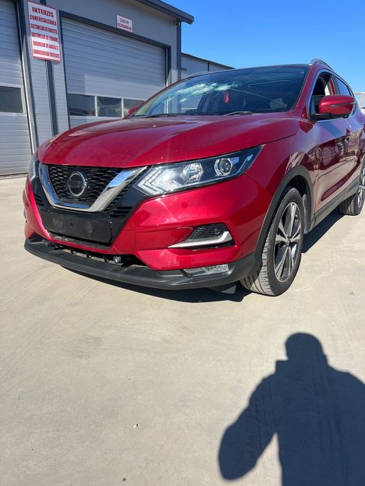 DEZMEMBREZ Piese Auto Nissan Qashqai J11 Facelift Connecta Motor 1.2 Benzina DIG-T cod HRA2DDT Fata Completa Bara fata capota Trager far Portiera Fata spate Stanga Dreapta Hain cu luneta Cutie viteze manuala 6 trepte Set jante aluminiu R18