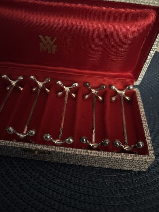 Set suporturi cuțite WMF   placate cu argint