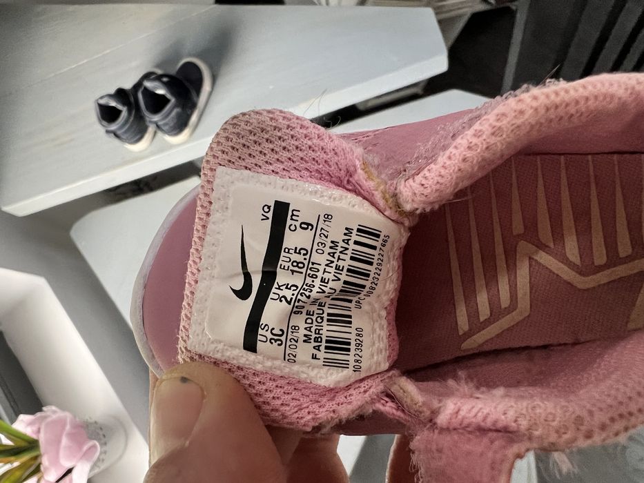 Adidași Nike 1-2 ani mărime 18.5
