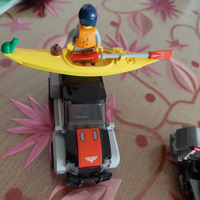 Продам Lego  конструктор