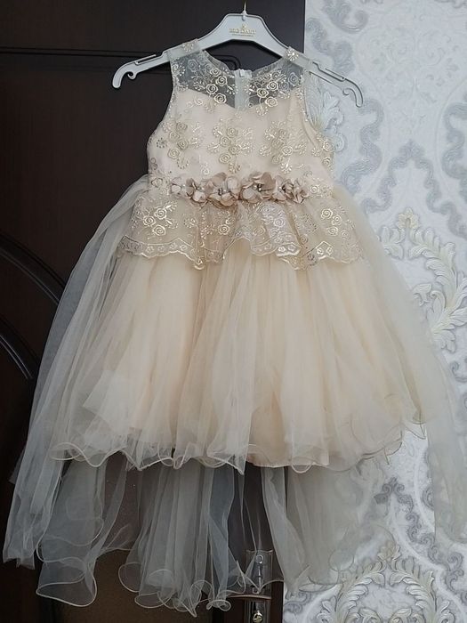 Детские платья на праздник