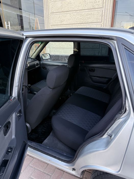 Nexia 2 1.5 sotiladi srochna kraska toza