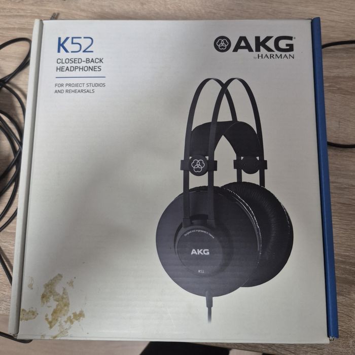 студийные наушники akg k52