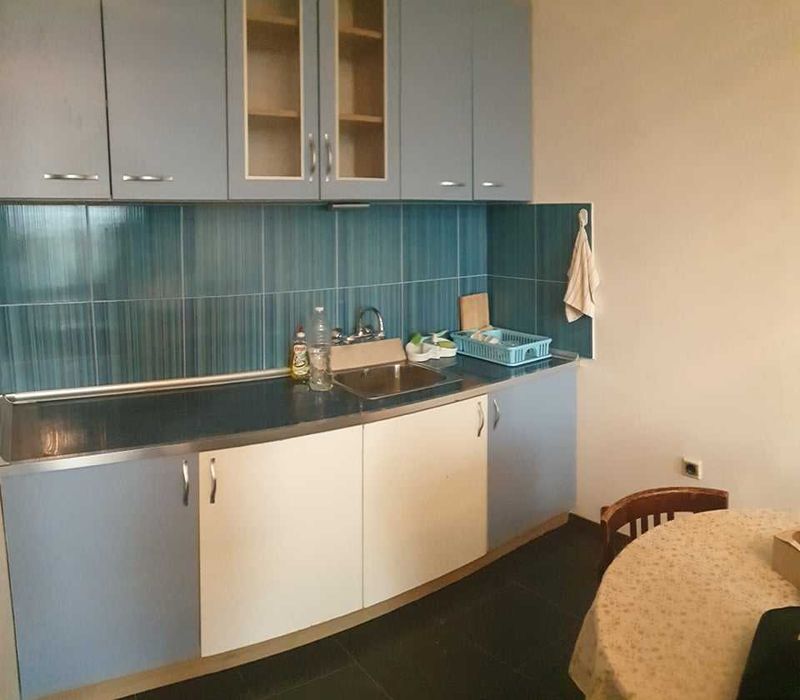 Дава се под наем Двустаен апартамент в Бургас, Меден рудник - зона А - 42 кв.м за 178.5 € - Снимка #1