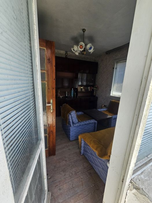 Продава се Етаж от къща в Белослав - 368 кв.м за 354 €/кв.м - Снимка #3