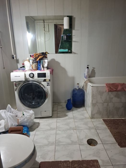 4 xonali uchastka barcha mebel va texnikalari bilan sotiladi!