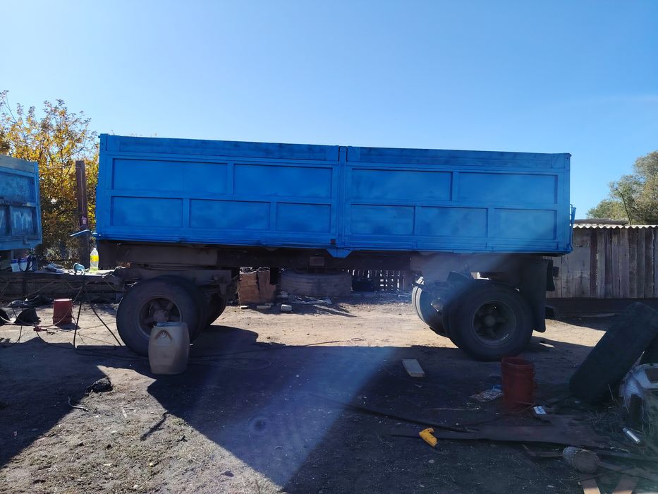 Продам прицеп 6ти метровый!