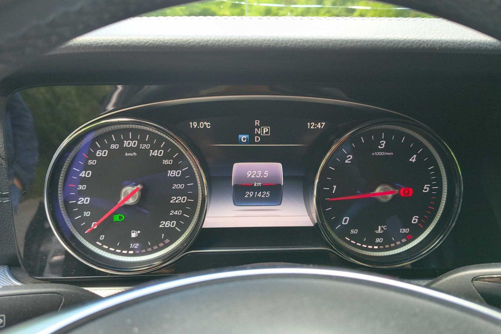 Mercedes-Benz E 220 d 4Matic 9G-TRONIC AMG Line
