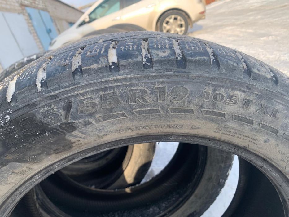 Продам два комплекта шин б/у