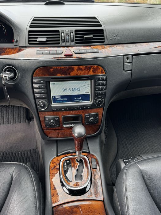 W220 Mercedes-Benz S500L 4MATIC
