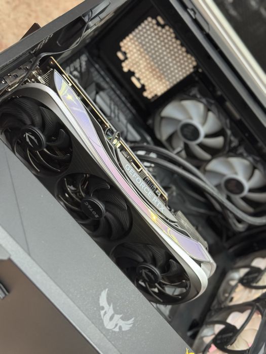 Видеокарта Rtx 4080 zotac AMP extreme AIRO