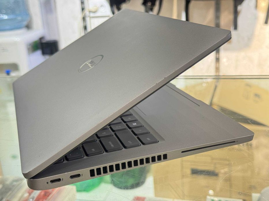 DELL Latitude 5420 Core i7-1185G7ram 16 ssd 256