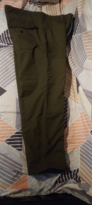 Jacketa si pantalon matlasat din doc.