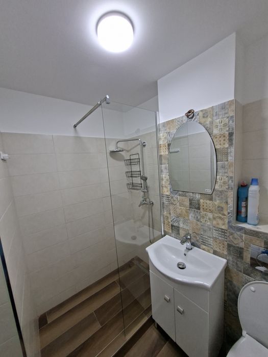 Inchiriez apartament 2 camere