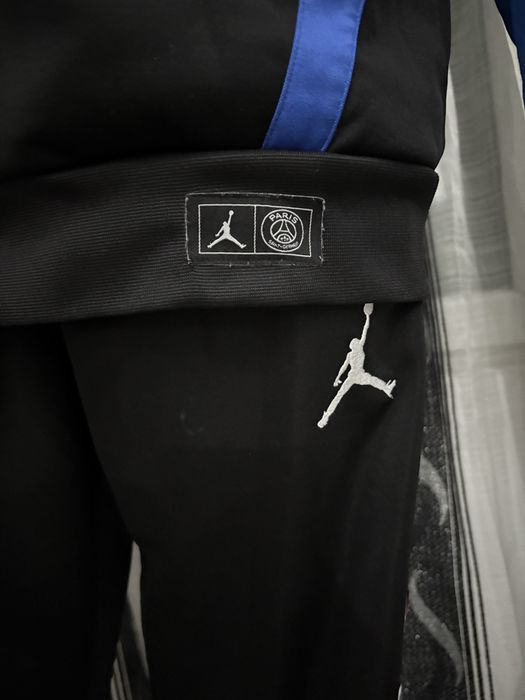Jordan x PSG & Nike x Barcelona анцузи