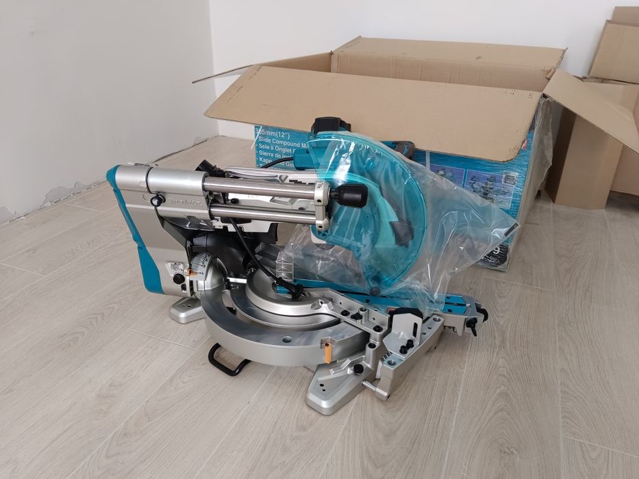 Продам торцовку макита ls1219