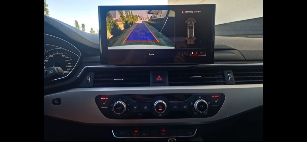 AUDI A4 2023 — imagine 5