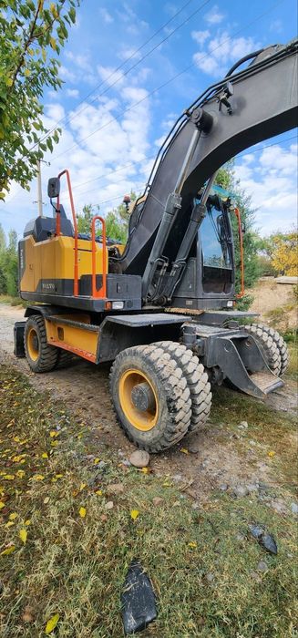 Ekskovator Volvo EW140E