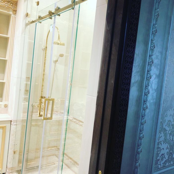 Dushavoy kabina 10mm Steklo