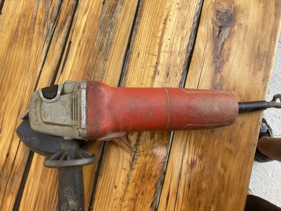 Оригинален малък ъглошлайф Milwaukee