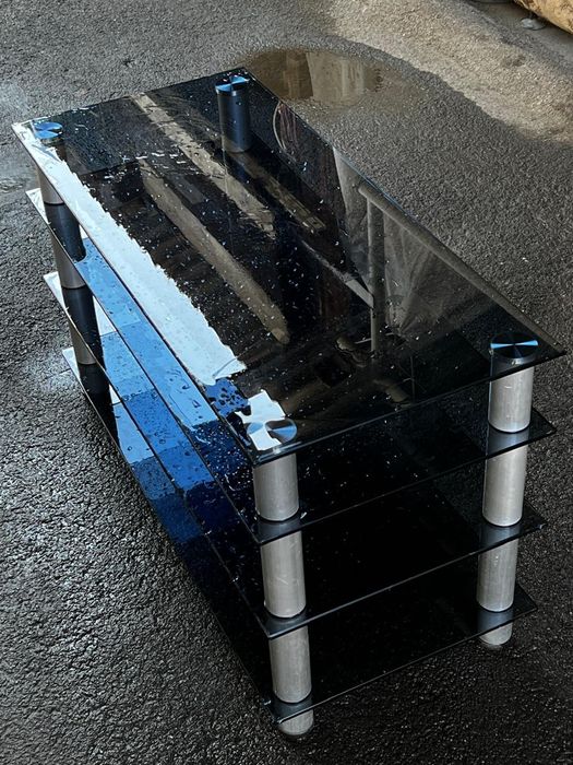 Стол стеклянный, 4-уровневый