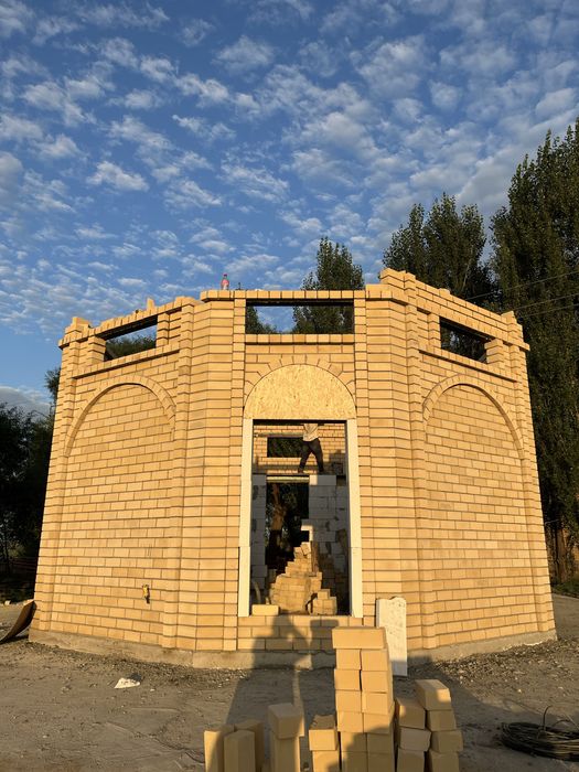 Каменьшик Кладка Кирпича Бригада с опотом 10 лет