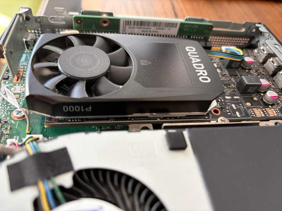 Vand placa video Nvidia Quadro P1000 4GB VRAM + shield Lenovo p710q,p900q, p910q, p920q, p920x,p910x