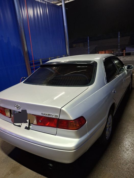 Тайота камри  25