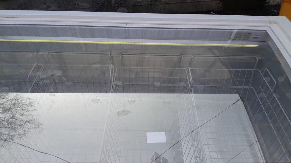 Продам морозильник