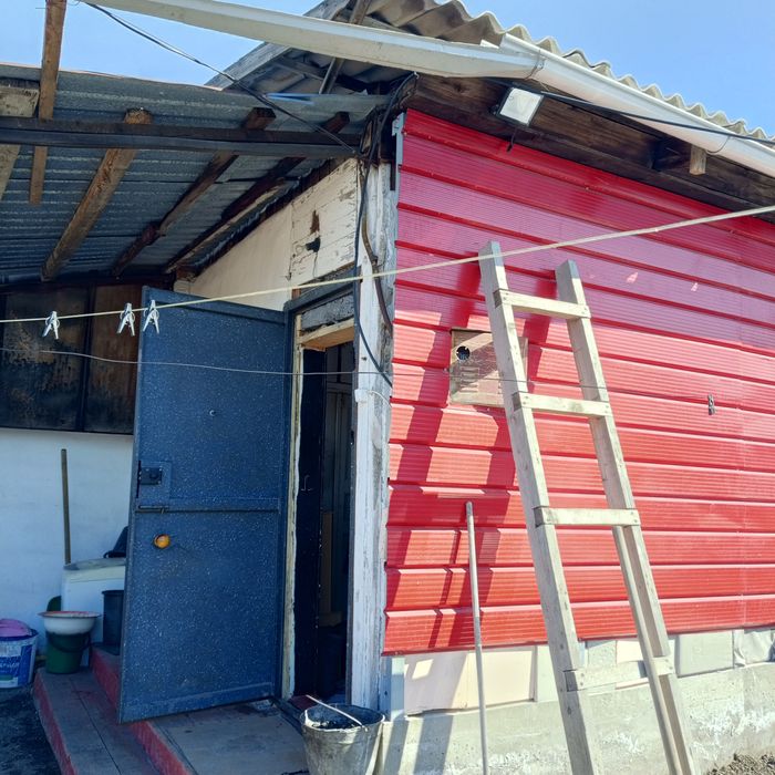 Продаем дом в связи с переездом..