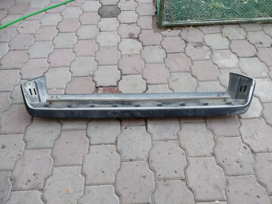 Бампер задний Мерседес 190
