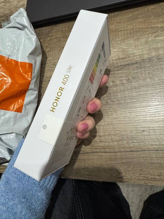 Telefon HONOR 400 LITE