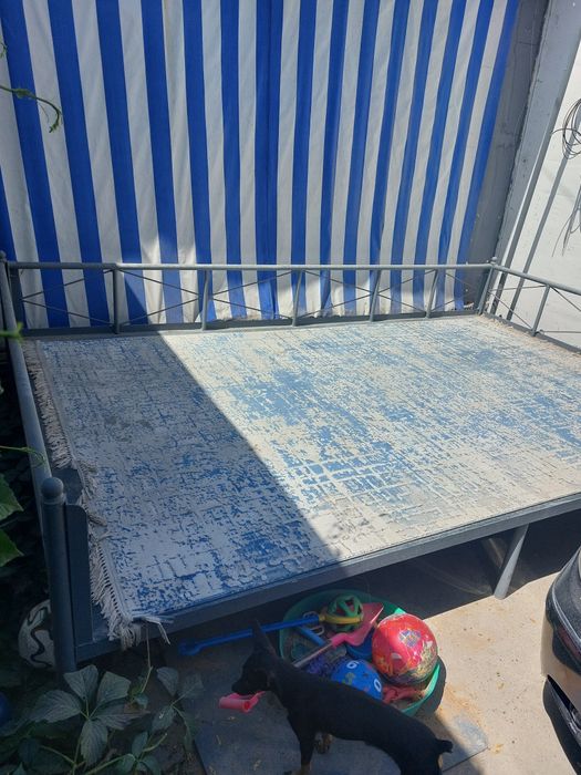 Продам топчан срочно