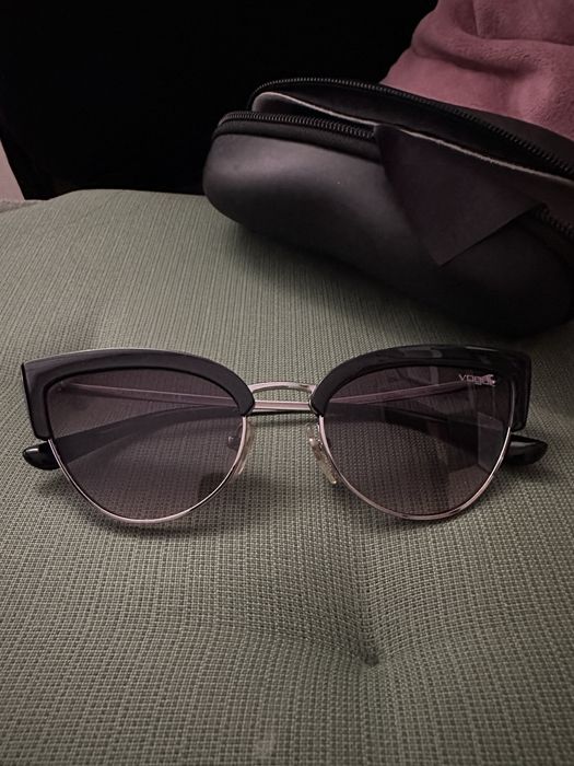 Ochelari de soare Vogue