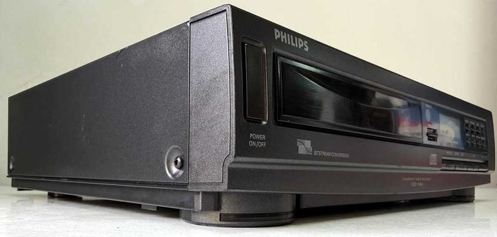 Philips CD 164 – Bitstream Conversion – CD player Citeste Instant – Defect cablu RCA