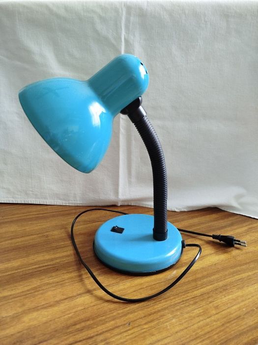 Настольная лампа