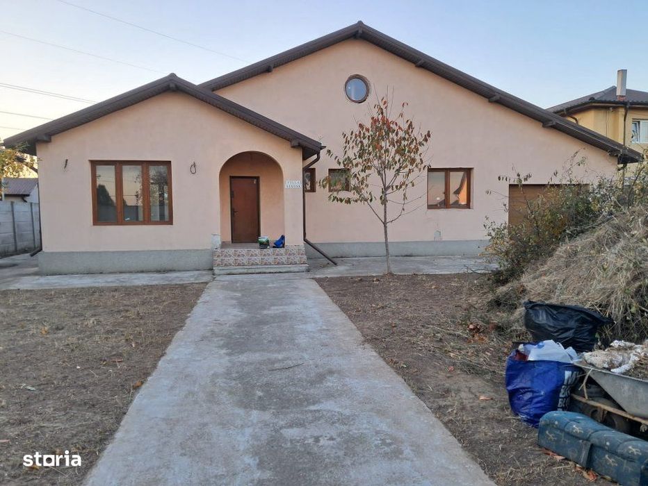 Casa Individuala Cu Teren De 3700Mp Bacu Str Ciorogarlei