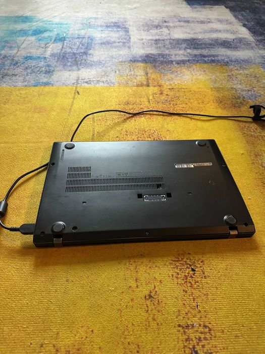 laptop Lenovo Thinkpad T470s, i7 gen 6, ram 12 gb, ssd 120
