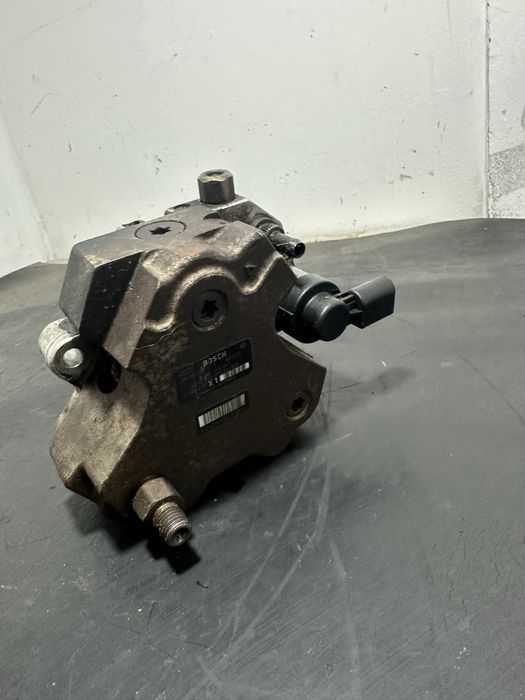 Pompa inalta presiune BMW Seria 1 E87 2.0 diesel 120d 118d 7788670